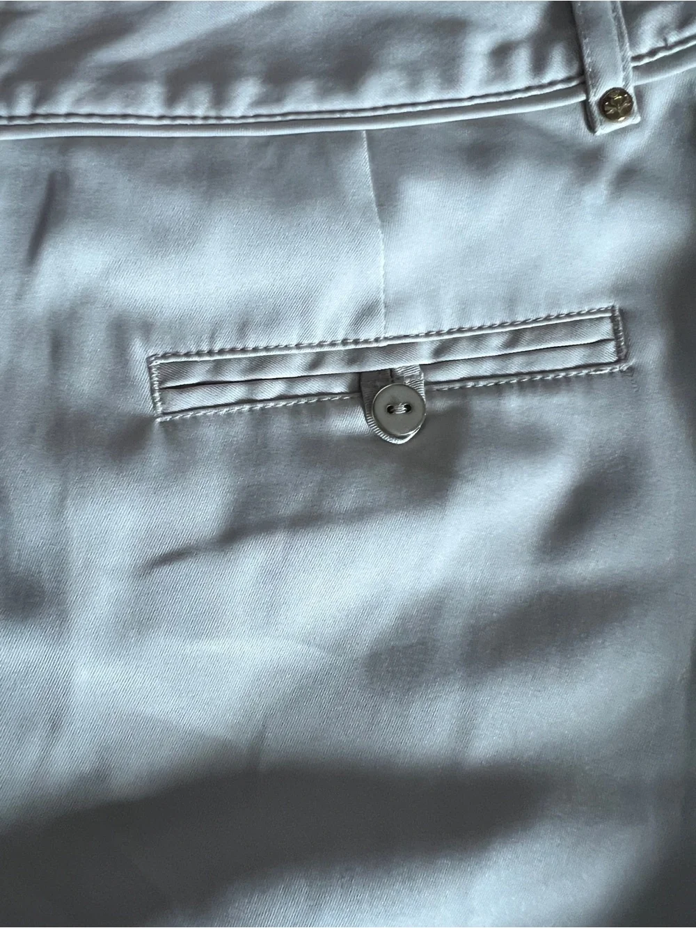 Lady Hagen Golf Shorts Size 4 Beige Performance Stretch Flat Front Golf Casual